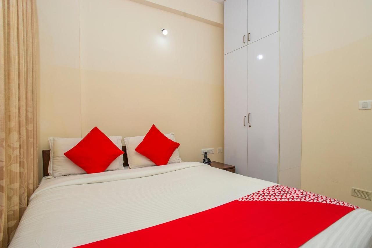 Hotel Oyo 4797 Lulu Hospitality Yelahanka Exterior foto