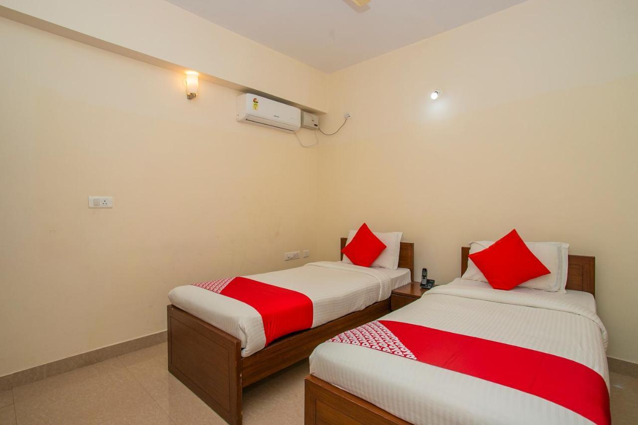 Hotel Oyo 4797 Lulu Hospitality Yelahanka Exterior foto