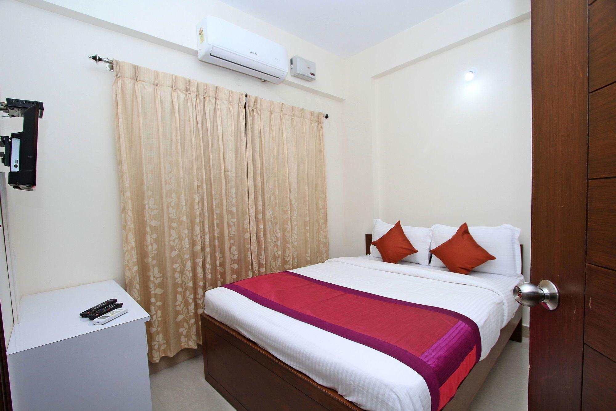 Hotel Oyo 4797 Lulu Hospitality Yelahanka Exterior foto